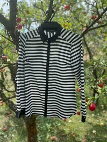 Černo-bílá dámská proužkovaná košile Reserved