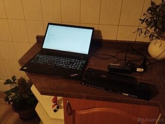 VELMI KVALITNÍ LENOVO THINKPAD T570 i7,7generace,windows 11