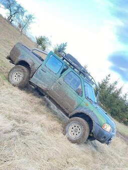 Prodám nissan navara d22