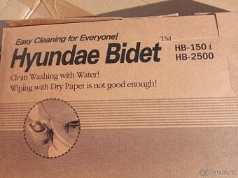 Přídavný bidet k WC