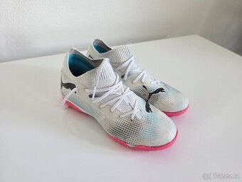 Dětské bílé turfy Puma