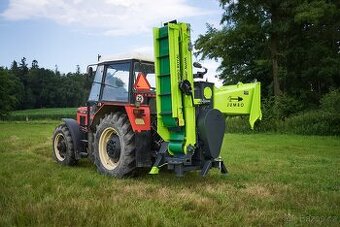 špalíkovač štěpkovač za traktor 18cm s otočným dopravníkem