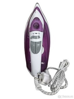 Napařovací žehlička Royalty Line 2000 W