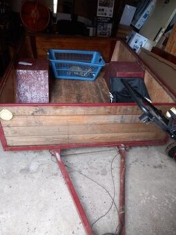 Přívěsný vozík za osobní auto