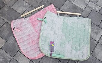 Podsedlová dečka zelená a růžová