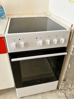 Sklokeramický sporák MORA