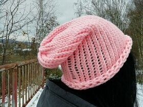 Nová pletená spadlá čepice 2v1 (světle růžová)
