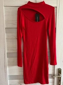 Nové červené šaty s průstřihem AMISU (vel. 36/38)