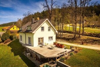 PRODEJ PROSTORNÉHO RODINNÉHO DOMU, PRACHATICE