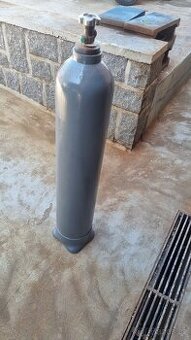 TLAKOVÁ LÁHEV CO2 - BOMBA - 1