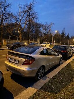 Mercedes-Benz C 230 (CL203)