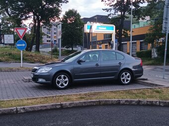 Škoda Octavia II 2011 1.2 TSI Elegance – 130tkm