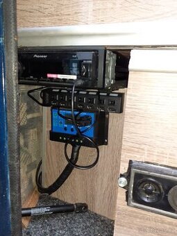 Ford transit obytna dodavka