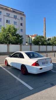 HONDA CIVIC EM2