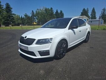 Škoda Octavia 3 RS 2.0TDi 135kW,DSG,tempomat
