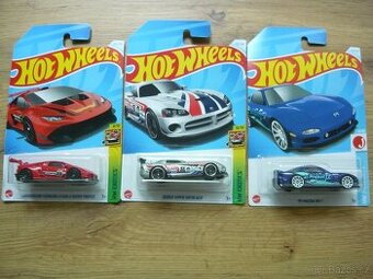 AUTÍČKA HOT WHEELS