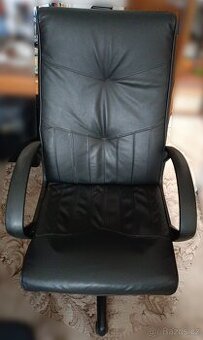 Kolečková židle kožená