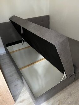 Postel 180x200 s úložným prostorem