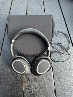 Bezdrátová sluchátka Sennheiser PXC 550 + cestovní pouzdro