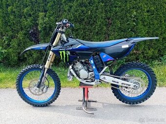 Yamaha YZ 125