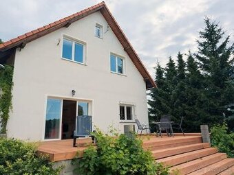 Rodinný dům 4+1 se zahradou, garáží a dílnou, Mostecká 210,
