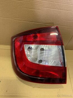 Levé zadní světlo Škoda Rapid sedan