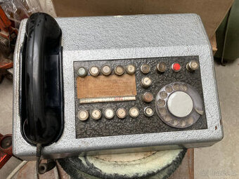 Ustředna telefonní stará TESLA