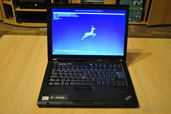 Libreboot - Lenovo ThinkPad T400 - dobrý stav