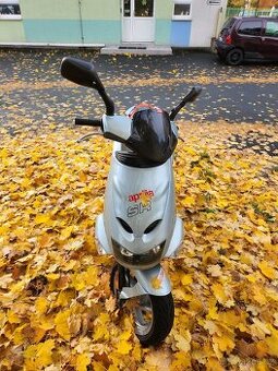Aprilia SR 125