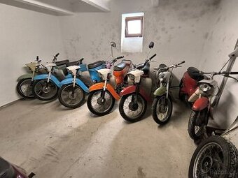 Prodám sbírku Jawa 555,50,20,21,23,05