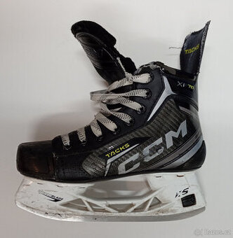 Brusle CCM XF70 EU36