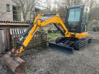 Pásový minibagr JCB 8025. 2040Mth