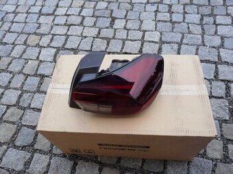 OPEL CORSA F ZADNÍ PRAVÉ SVĚTLO