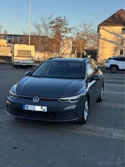 Volkswagen Golf 8 1,5 eTSi Variant hybrid/benzin 98tkm