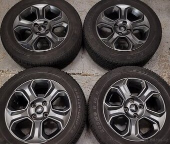 Ford Eco Sport ,16' alu, zimní pneu,TPMS