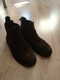 Jezdecké pérka vel 33