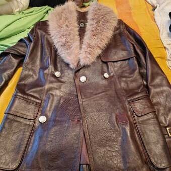 Dámska kožena bunda  vel.M