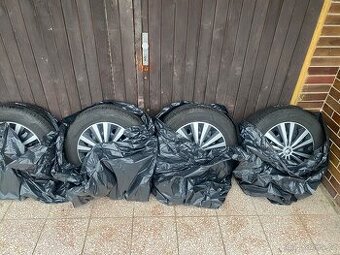 Letní pneumatiky + kola 215/60 R16 99H