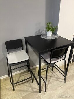 Černý jídelní set