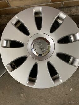 Predám zimnú sadu – 205/55 R16 + originál Audi disky 5x112 (