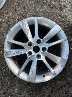 5x112 R17 alu kolo Škoda