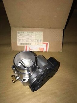 1.8Turbo VW, Audi Škrtící klapka OE: 06A133062BD