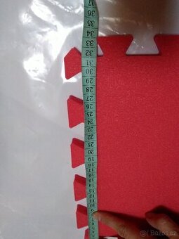 Podložka na lezení, hrani