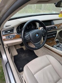 Interiér bmw 7 série 2010/2011