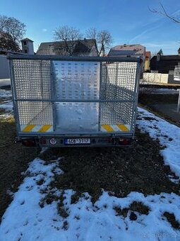 Sklápěcí přívěs