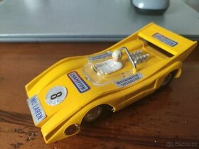 Autodráha Ites Faro Gonio auto McLaren tmavě žlutý