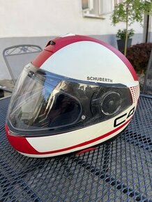 Přilba Schuberth C4