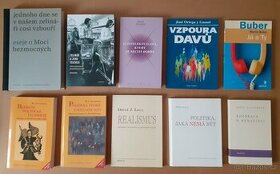 Politologie Agamben, Stankiewicz, Fiala, Snyder, Švanda