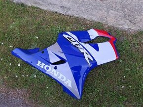 Honda cbr 600 f4i Bocni práva kapota - 1