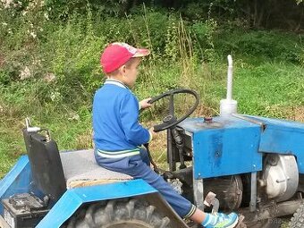 Domácí malotraktor